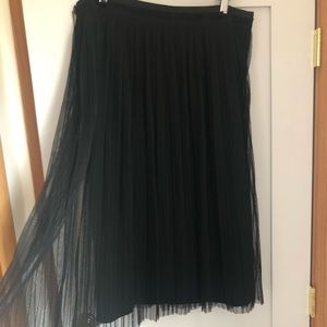 Pleated netting skirt-midi